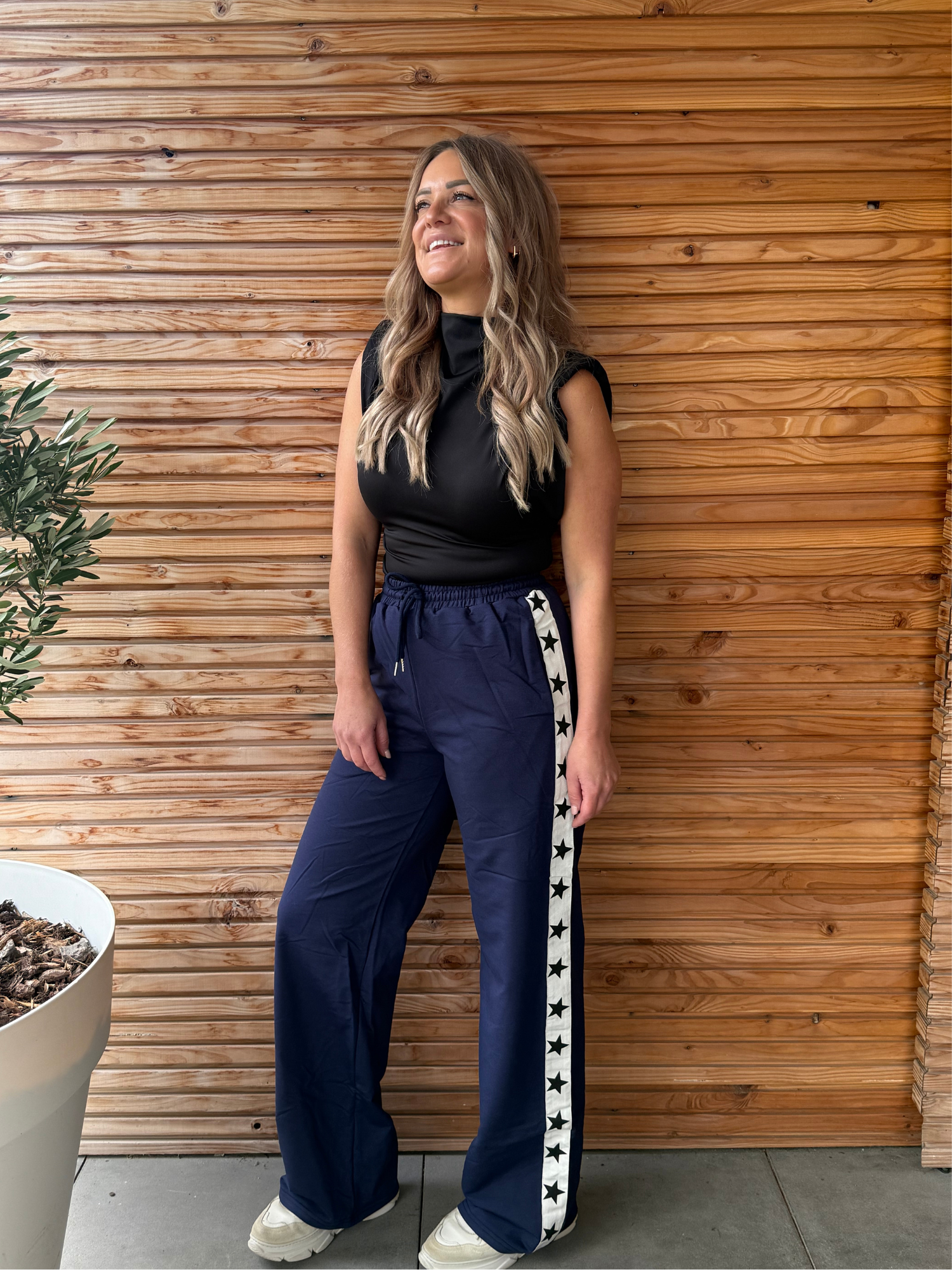 Straight Leg Jogger | Star Detail