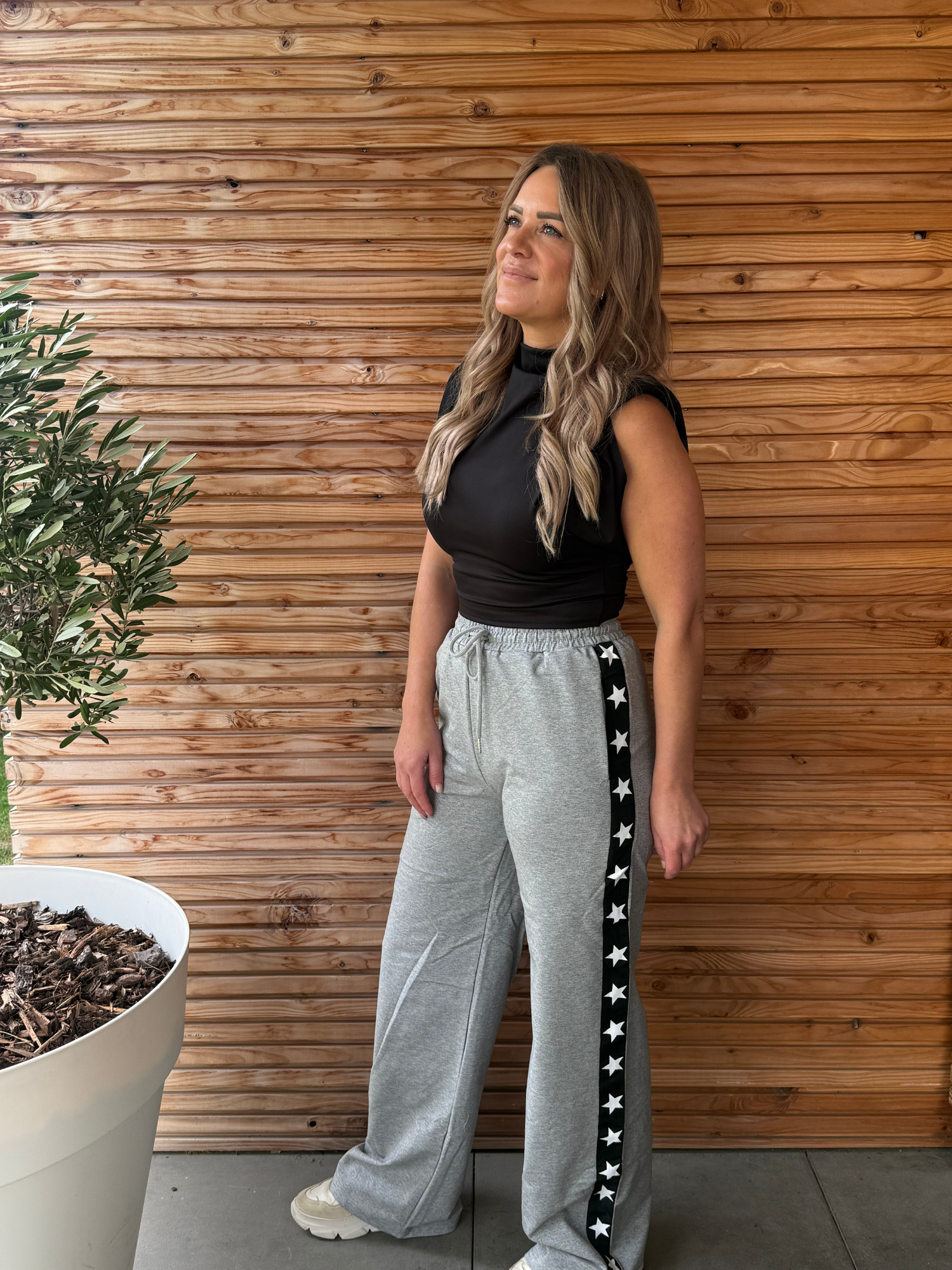 Straight Leg Jogger | Star Detail