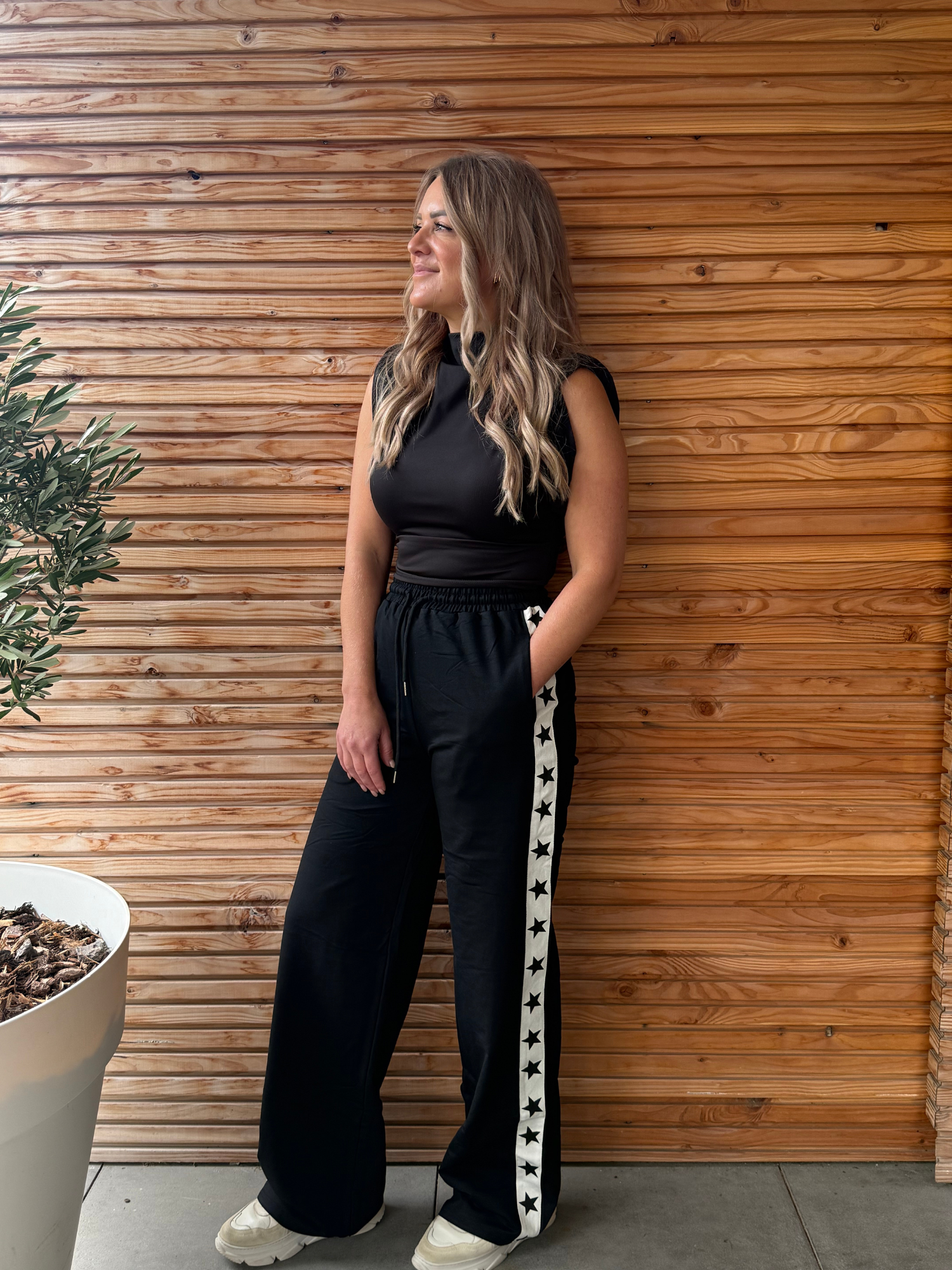 Straight Leg Jogger | Star Detail