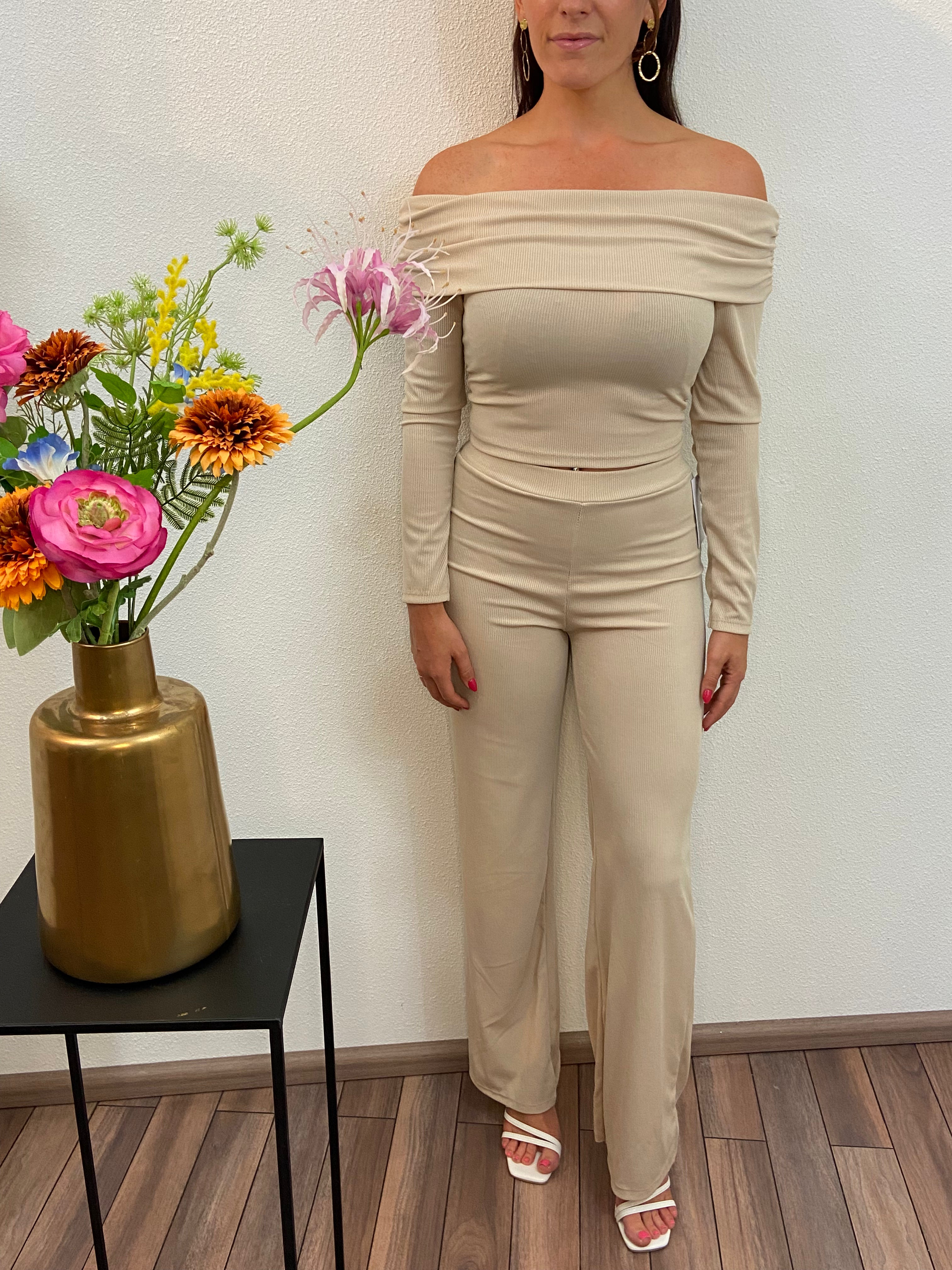 Nela | 2 Pieces Set. | Sale